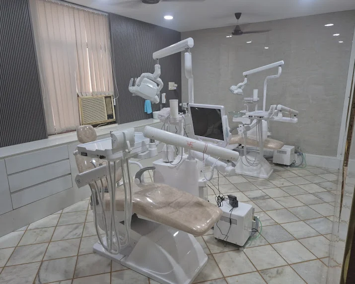 Dentoveda treatment room and dental equipment